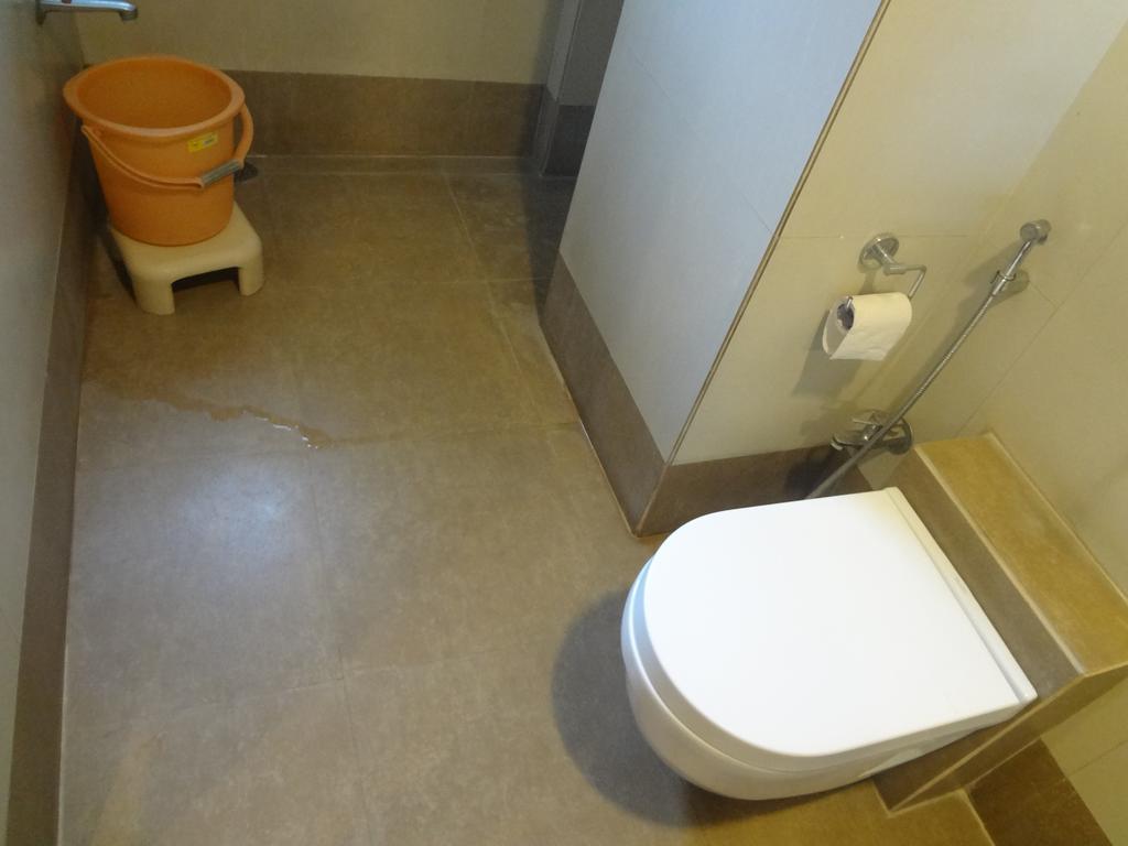 Hotel Adi Nagpur Esterno foto